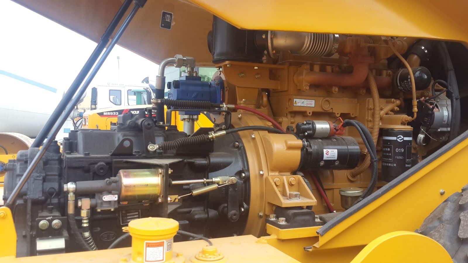 Xe Lu Rung LiuGong CLG6114E - Hiệu Suất Vượt Trội Cho Công Trình